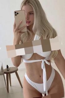Альбина, размер груди третий, +7903 472-51-21