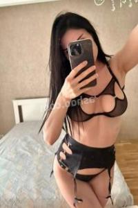 Ника, размер груди третий, +7 903 449 92 90