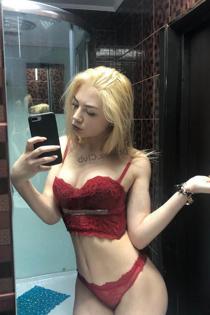 Соня, размер груди третий, +7906 411 1610