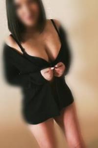Оксана, размер груди четвертый, +7903 422-74-43
