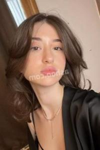 Алина, размер груди второй, +7 (906) 493-34-06