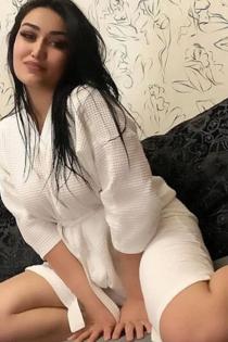 Лена, размер груди второй, 8 967 200 54 37