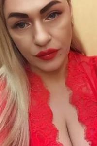 Ангелина, размер груди пятый, +7 962 013 71 39