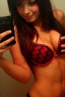 Арина, размер груди третий, +7905 467-25-18