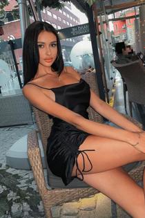 Фелисити, размер груди третий, +7 903 409 40 87
