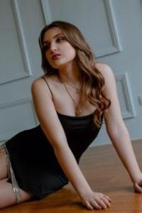 Кристина, размер груди третий, +7 (906) 319-10-01