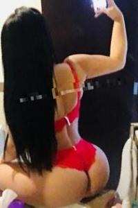 Вика, размер груди третий, +7(905)410-14-93