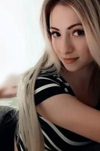 Таня, размер груди второй, +7905 467-25-18