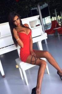 Женя, размер груди третий, 89034227443