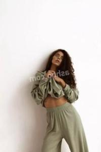 Виталина, размер груди второй, +7 (903) 472-51-21