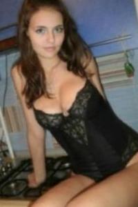 Катя, размер груди третий, +7(905)892-60-73