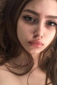 Карина, размер груди второй, +7903 449-92-90