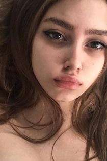 Карина, размер груди второй, +7903 449-92-90