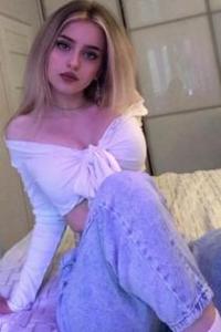 Настя, размер груди третий, +7903 449-92-90