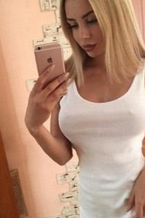 Даша, размер груди третий, +7903 472 5121