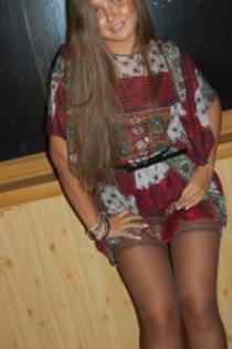 Лена, размер груди второй, +7906 493 3406
