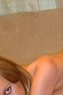 Ирина, размер груди третий, +7(906)411-16-10