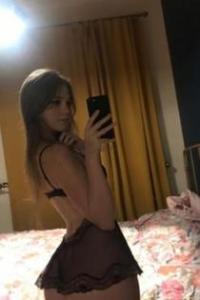 катя, размер груди третий, +7(903)449-92-90