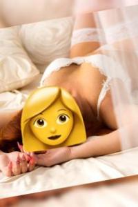 Рената, размер груди третий, +7903 422-74-43