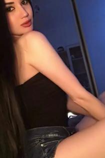 Вика, размер груди третий, +7 905 410 14 93