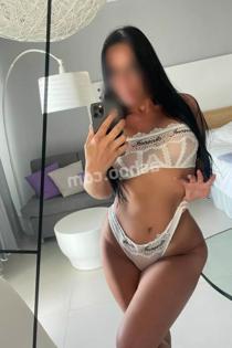 Александра, размер груди третий, 89064933406