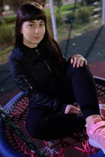 Юля, размер груди третий, +7903 409 4087