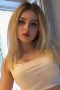 Ана, размер груди третий, +7963 388 2719