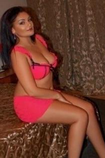 Ева, размер груди четвертый, +7 (903) 409-40-87