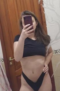 Аня, размер груди третий, +7 906 430 58 91