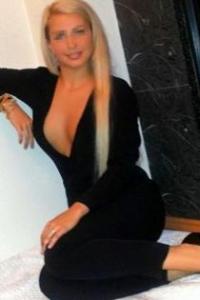 ДАША, размер груди третий, +7(925)590-33-37