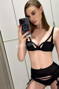 Кира, размер груди второй, +7 (906) 411-16-10