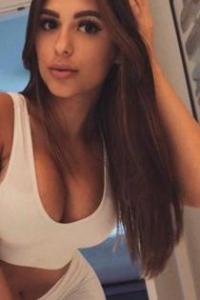 Алина, размер груди второй, +7(928)357-42-38