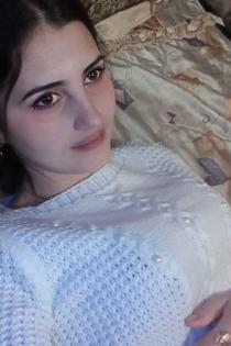 Катя, размер груди третий, +7 (903) 449-92-90
