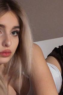 Настя, размер груди третий, +7 905 467 25 18