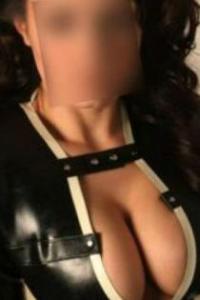Кира, размер груди четвертый, +7(903)422-74-43