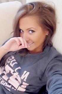 Карина, размер груди второй, +7(906)319-10-01
