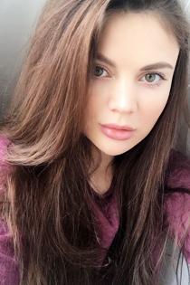 Маришка, размер груди третий, +7 (903) 422-74-43